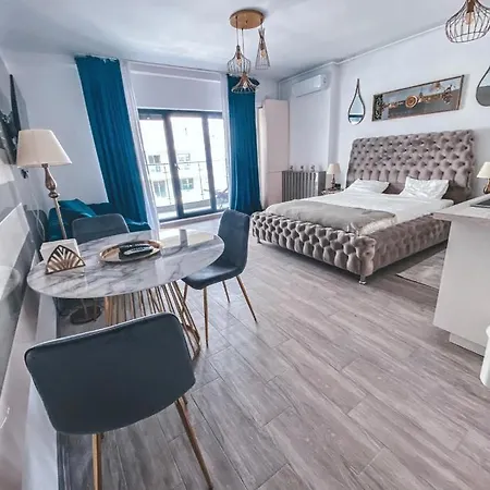 Luxury Studio T Mamaia